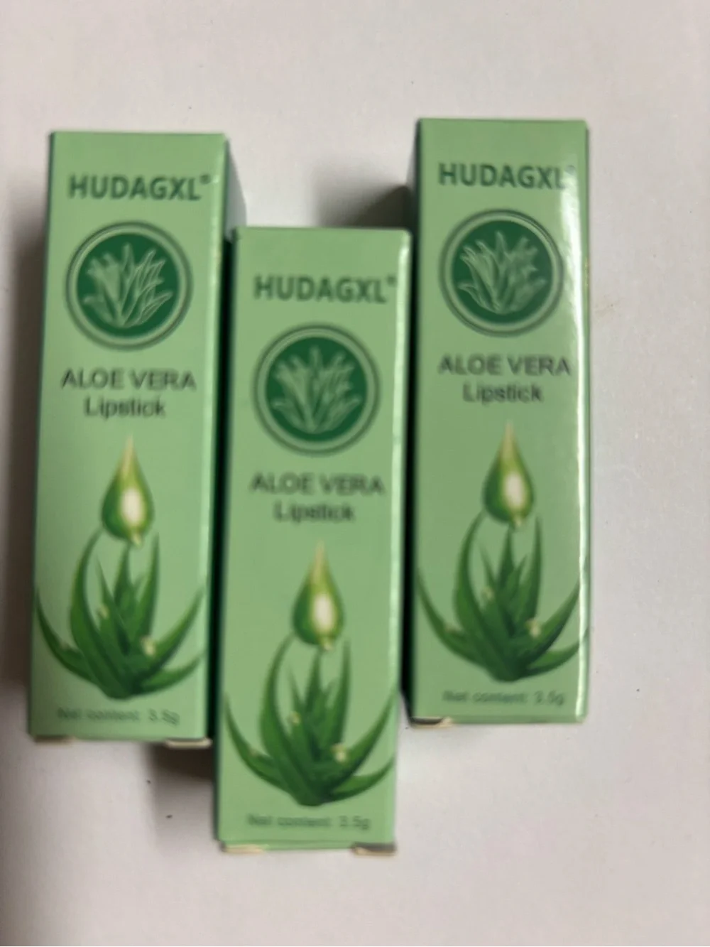 Aloe Vera Lipstick — Green Hydrating Lip Color